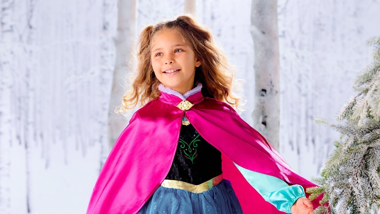 Frozen Fan Fest Holiday Gift Ideas